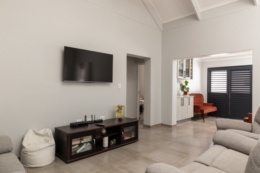 3 Bedroom Property for Sale in Laaiplek Western Cape